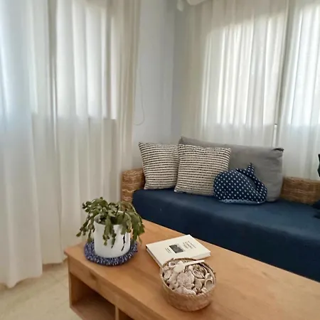 Caroline Del Mar - Nudist Naturist Apartment